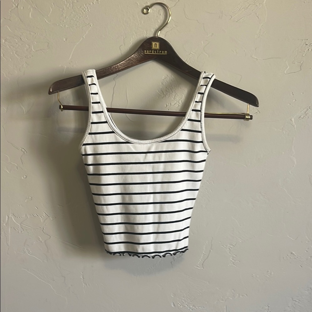 Black and White Striped Sleeveless Crop Tank Top
